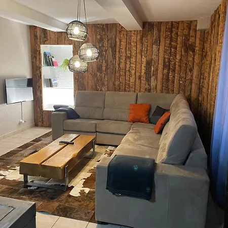 Vakantiehuis Agreable Bastide Provencale Avec Piscine *