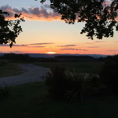 Agreable Bastide Provencale Avec Piscine *