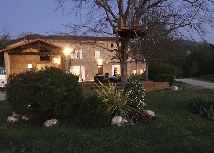 Bastide Provençale Avec Piscine Hébergement de vacances *