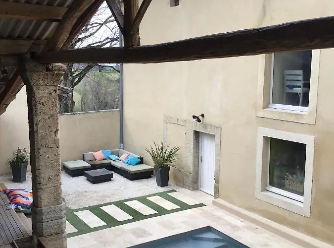 Bastide Provençale Avec Piscine