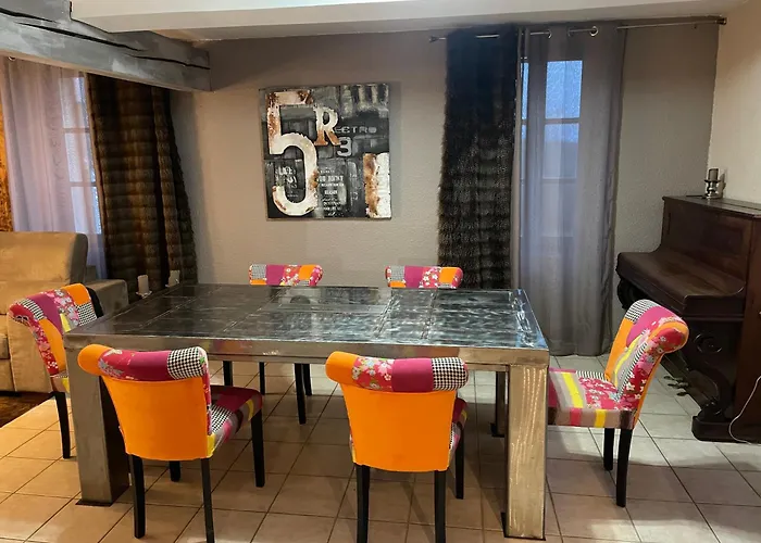 Bastide Provençale Avec Piscine Hébergement de vacances *